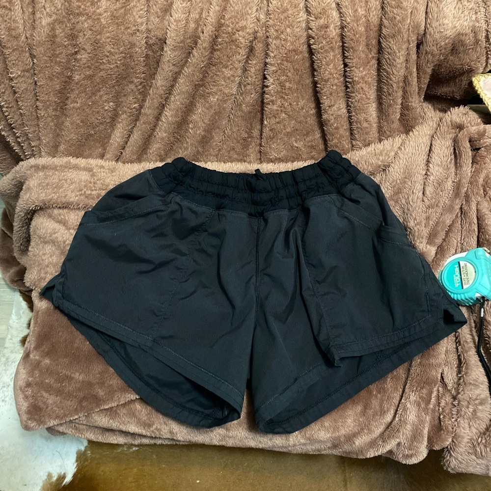 Black Lululemon shorts